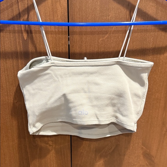 ALO Yoga Ribbed Women's Crop Top - Picture 3 of 5